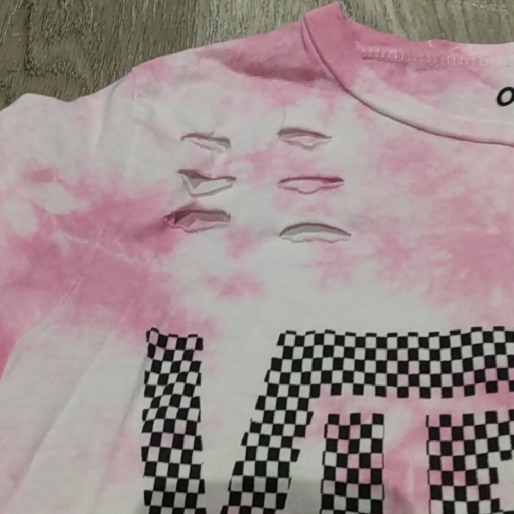 Shirt - Picture 4 of 7